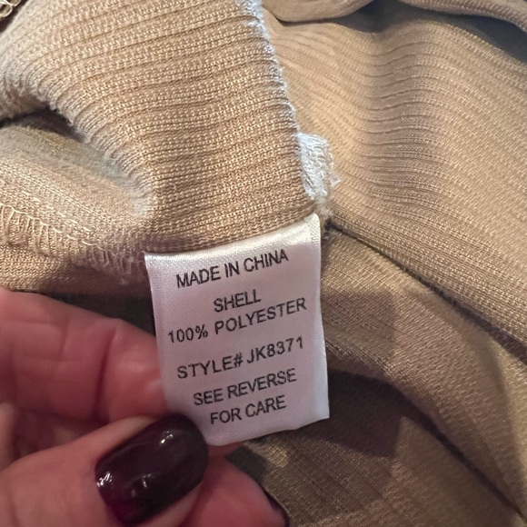 Color Theory jacket - Picture 2 of 4